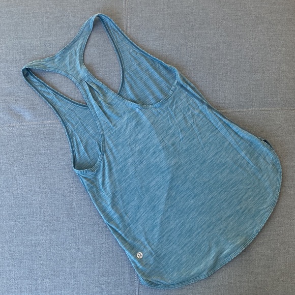 Lululemon yoga tank - Picture 2 of 2